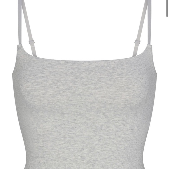 Brand new SKIMS Heather Grey Tank Top - Picture 2 of 6